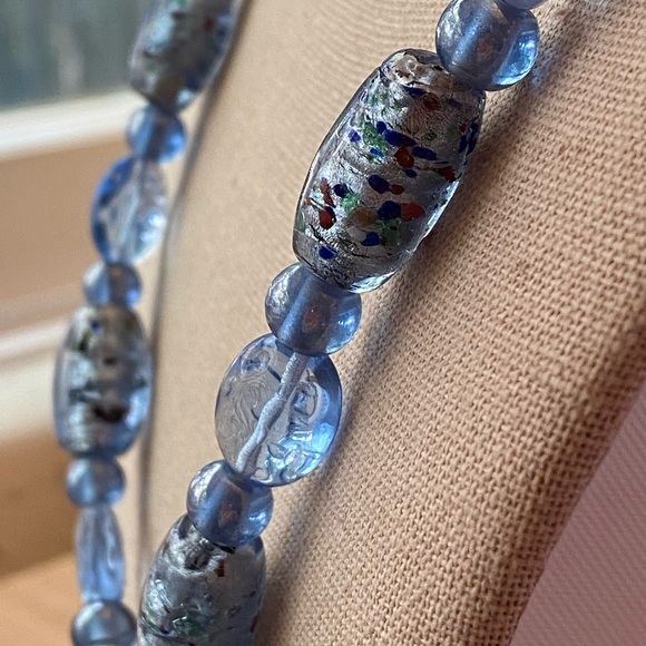 Beautiful blue fused glass necklace with magnetic clasp - Picture 3 of 7